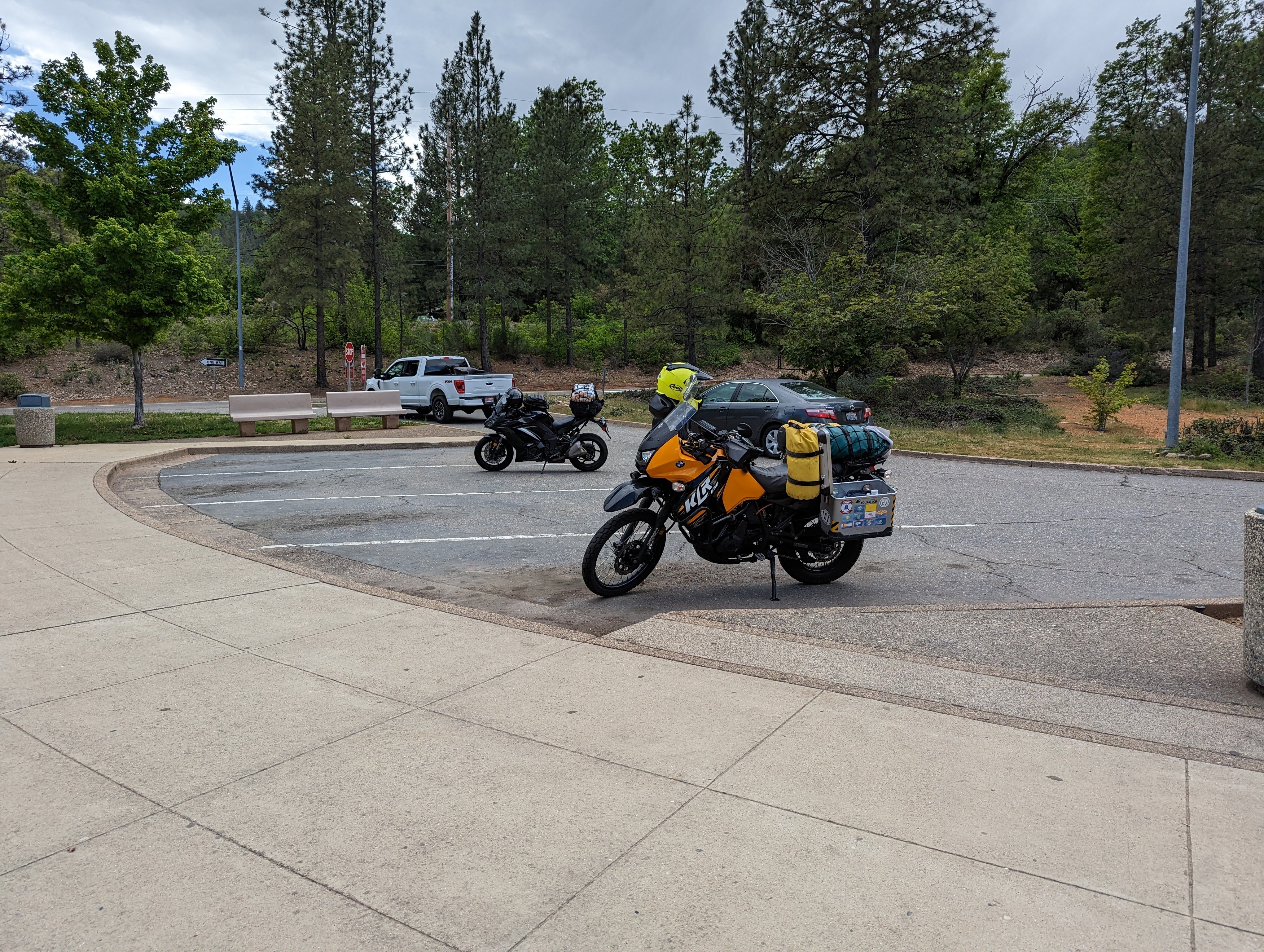 PXL_20230510_221602420.MP